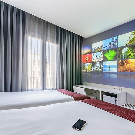 Hotel Bcn Design Barcelona Luaran gambar A room at the hotel