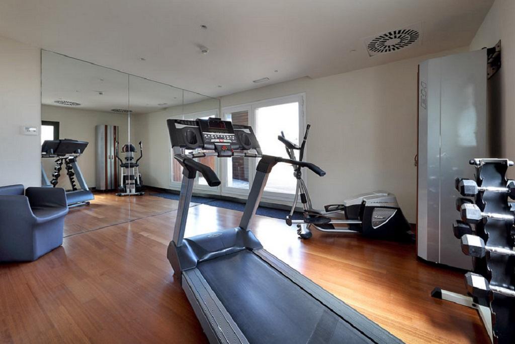Hotel Bcn Design Barcelona Luaran gambar A treadmill
