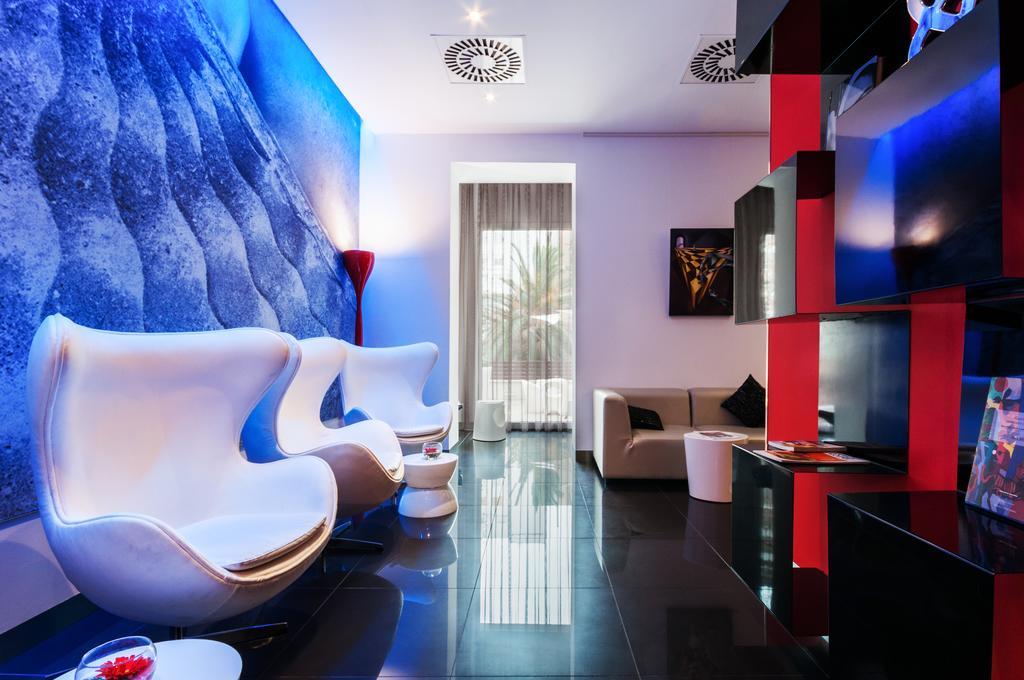 Hotel Bcn Design Barcelona Luaran gambar The interior of the hotel