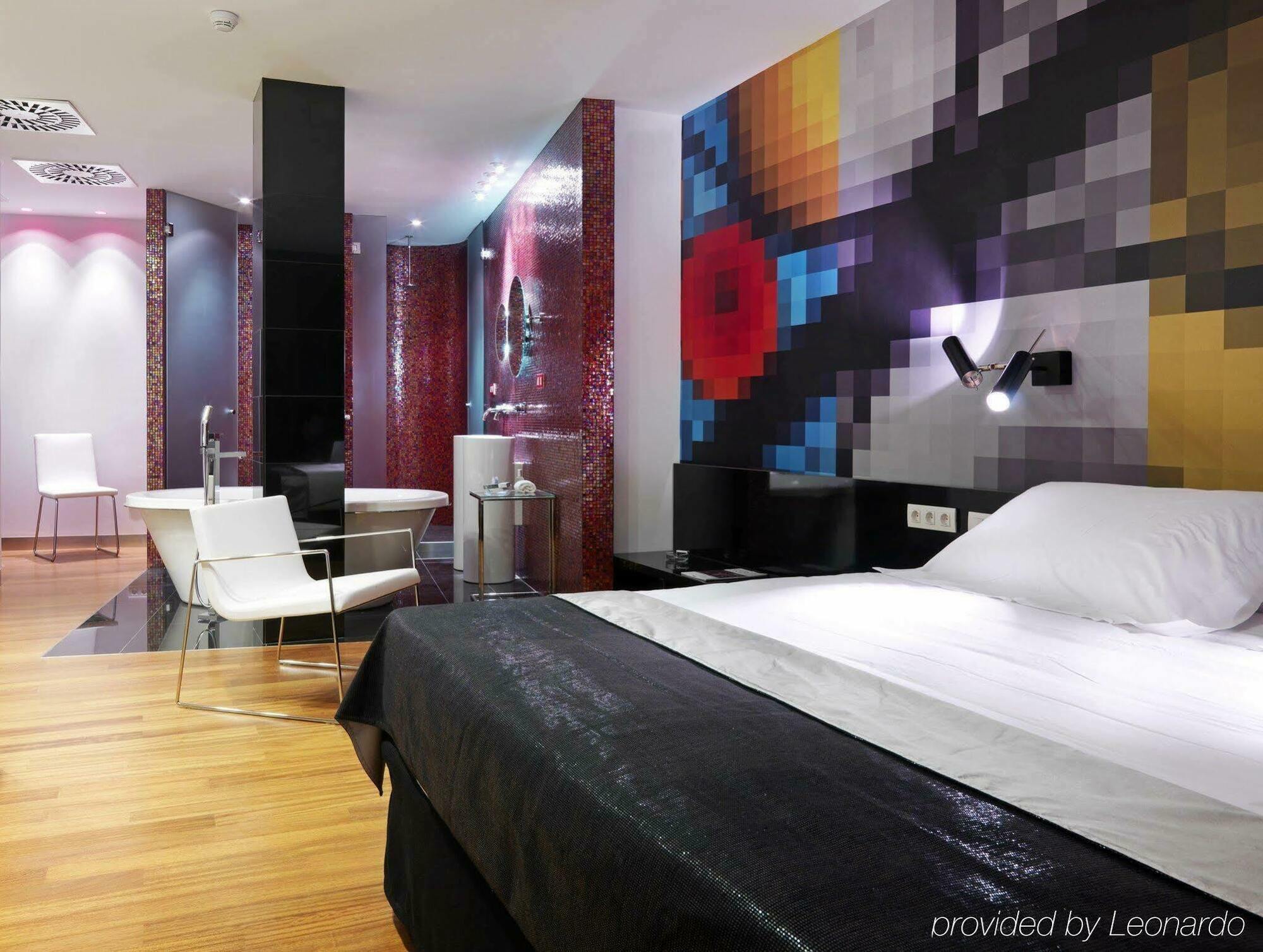 Hotel Bcn Design Barcelona Luaran gambar A room at the hotel